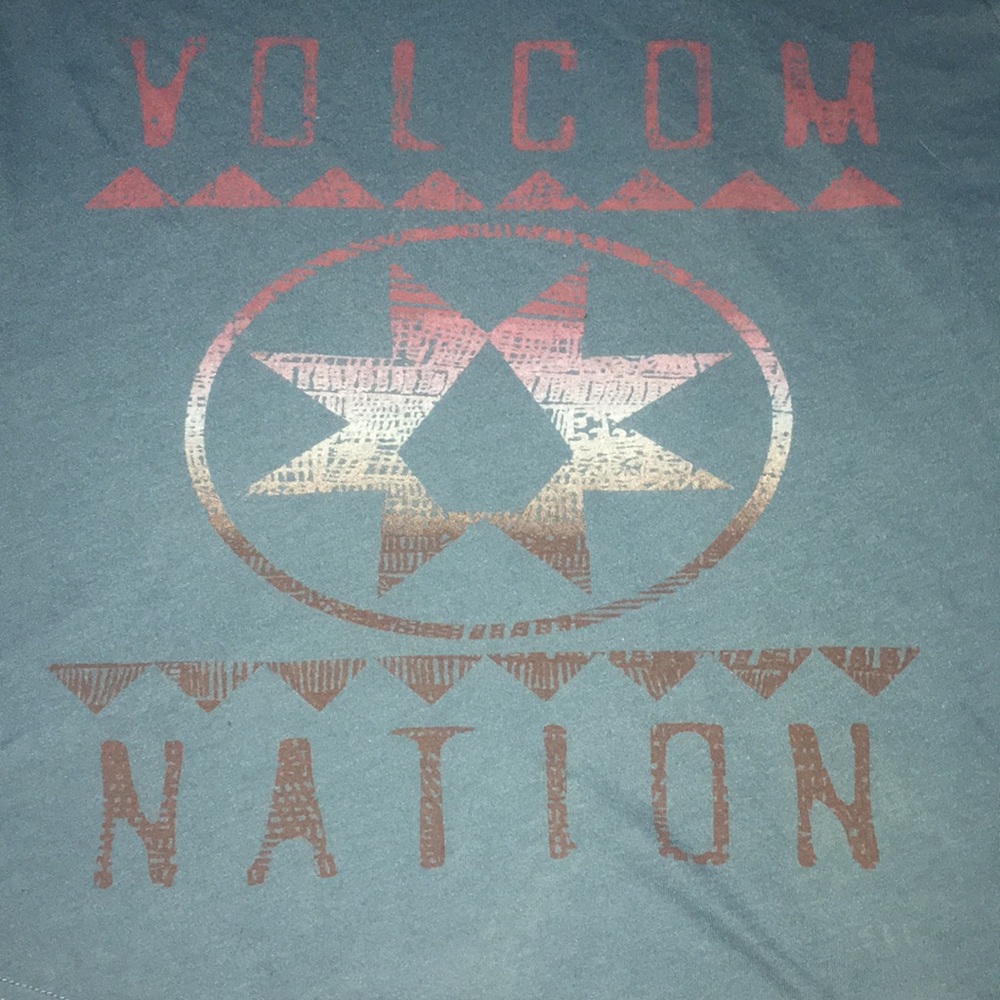 Volcom shirt - Picture 2 of 3